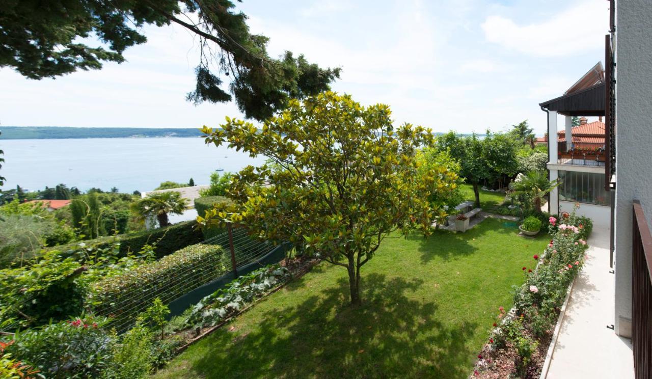 Beautiful Apartment With Picturesque View And Free Parking Portorož Exterior foto