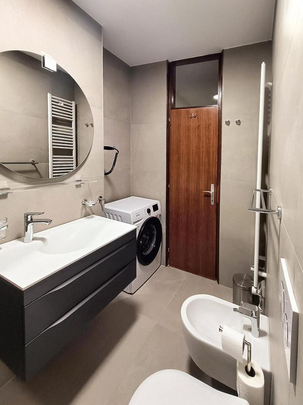 Beautiful Apartment With Picturesque View And Free Parking Portorož Exterior foto